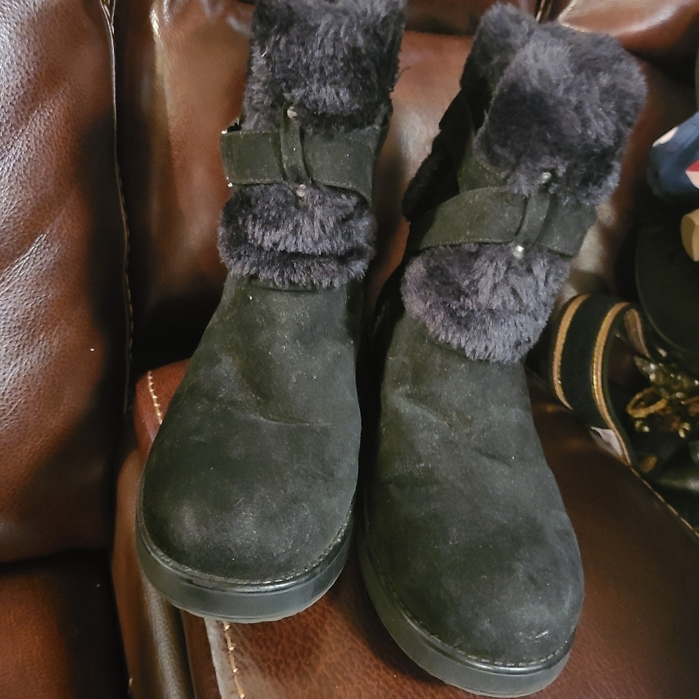 Guess boots